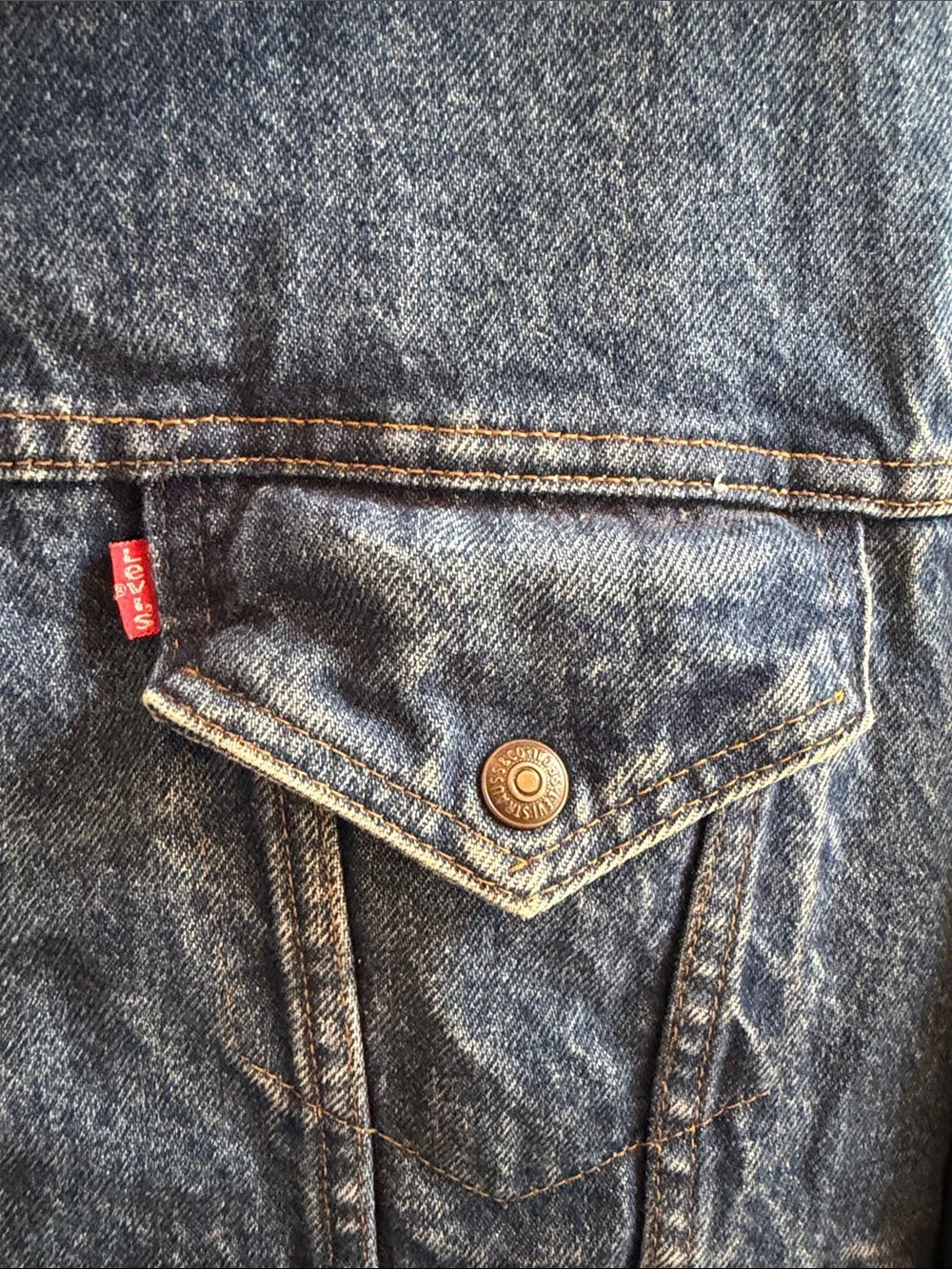 VTG 1987 Levi’s 70608-0216 Sherpa-Lined Type III Denim Trucker Jacket